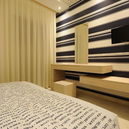 Aparthotel Louloudis Fresh-Adults Only Skala Rachoni  Esterno foto